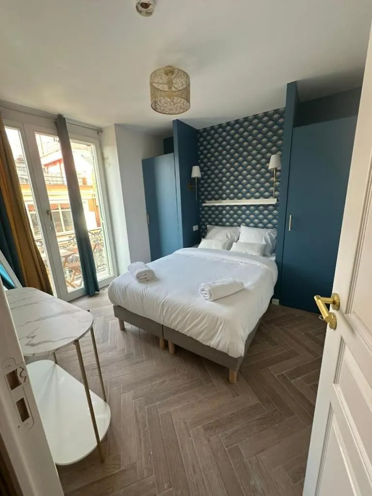 Moon - 44 Apartman Nizza